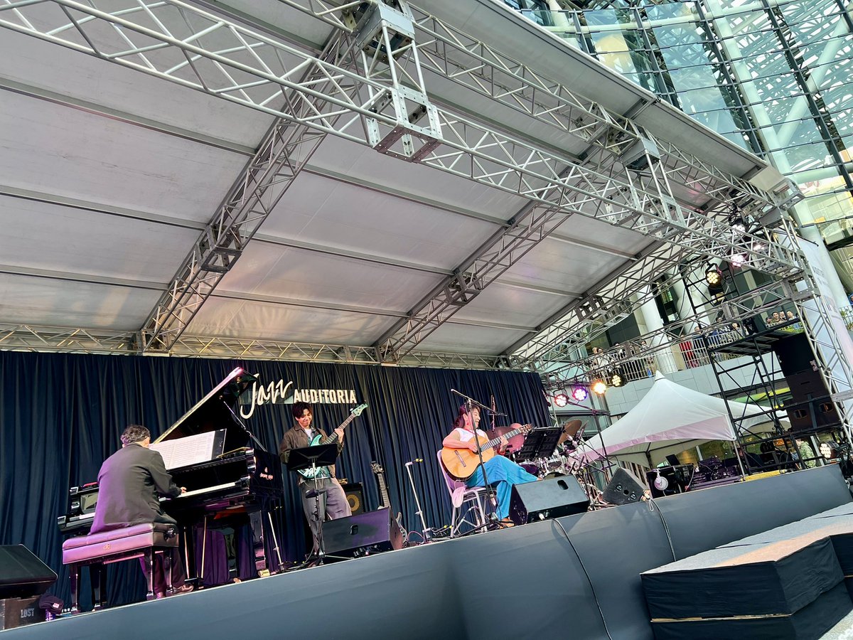 吉川りな【参政党】 tweet media