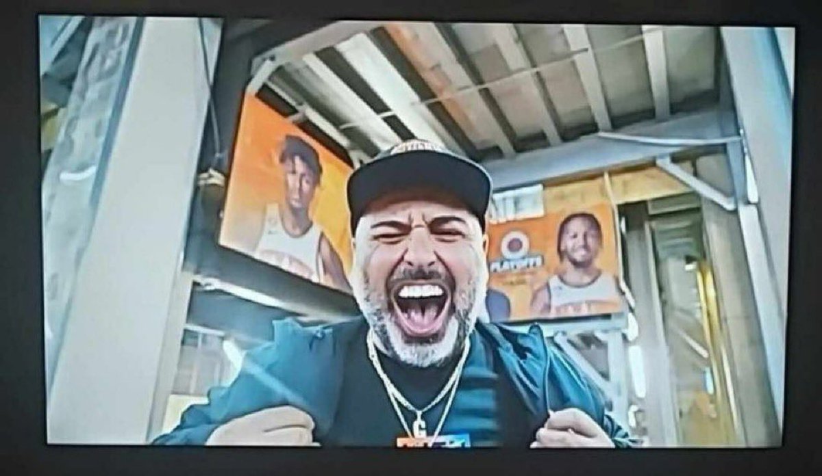 AnthonyMSG's tweet image. Anddddd The #Knicks WIN!!!

Series tied at 2 going back to The Garden! 

Go NY Go NY Go!!!!

🧡💙🏀