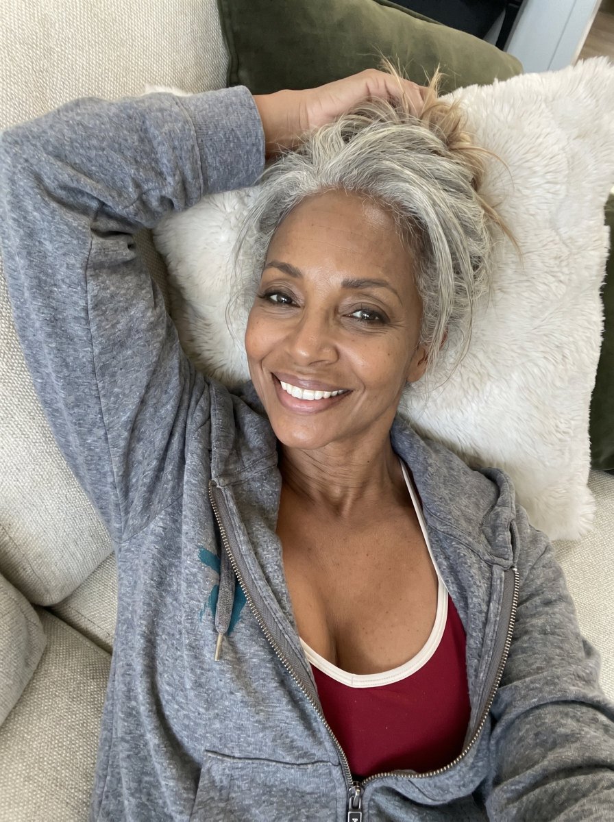 hotwifegloria tweet media