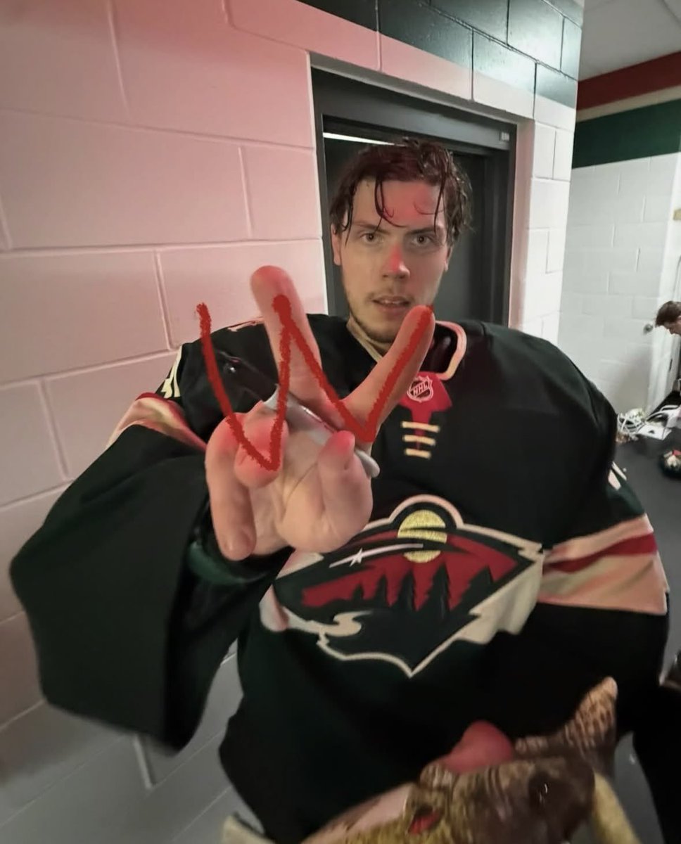 x - tori ☻ tweet media