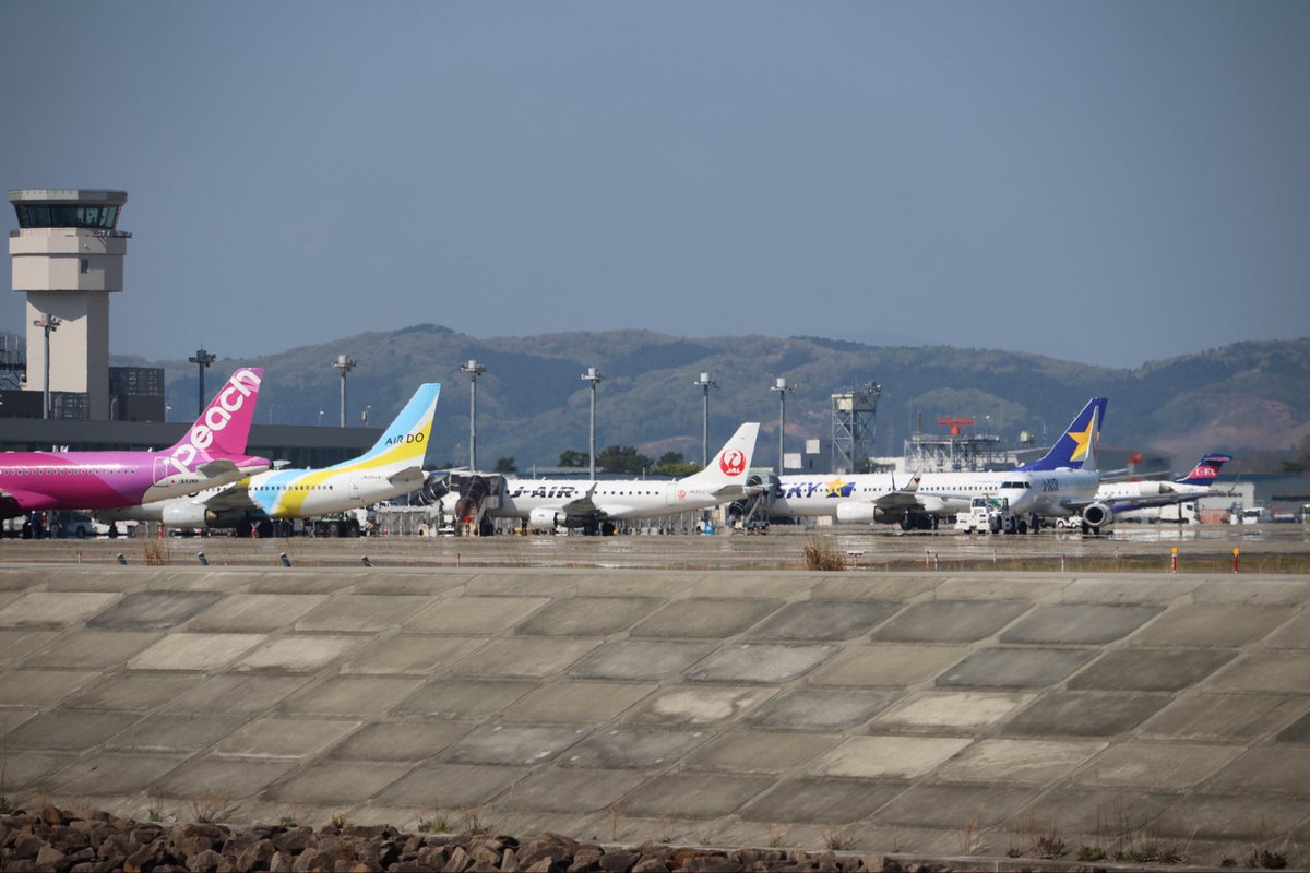 timiceman1's tweet photo. 今朝の仙台空港
風も無く、とても暖かいです。 https://t.co/HCo1fUGxlS