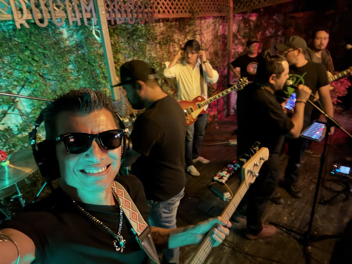 Carlos Mendez tweet media