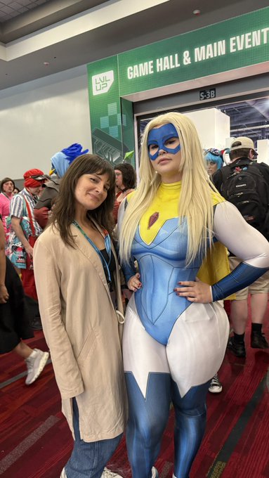 Jenn - Met the voice actor of Blonde Blazer as Blonde Blazer https://t.co/IGTZrjLBku