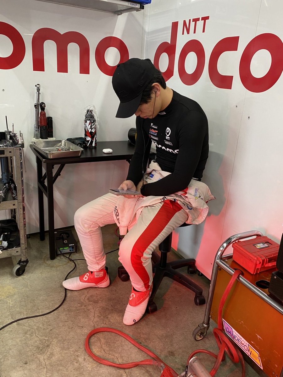 DOCOMO TEAM DANDELION RACING tweet media
