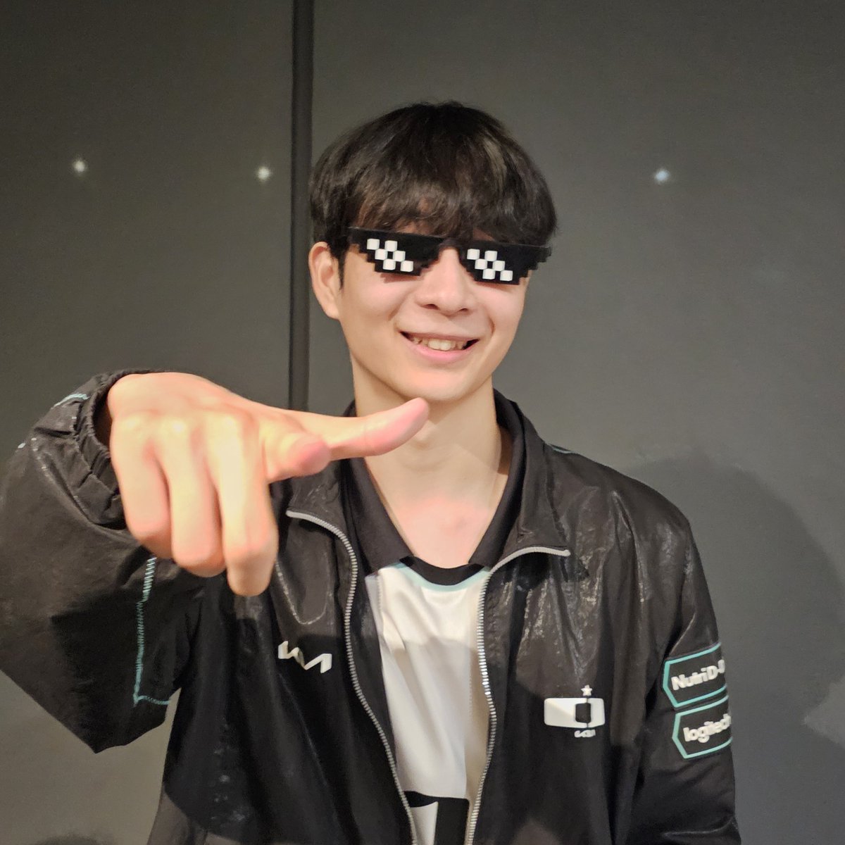 돌돌 tweet media
