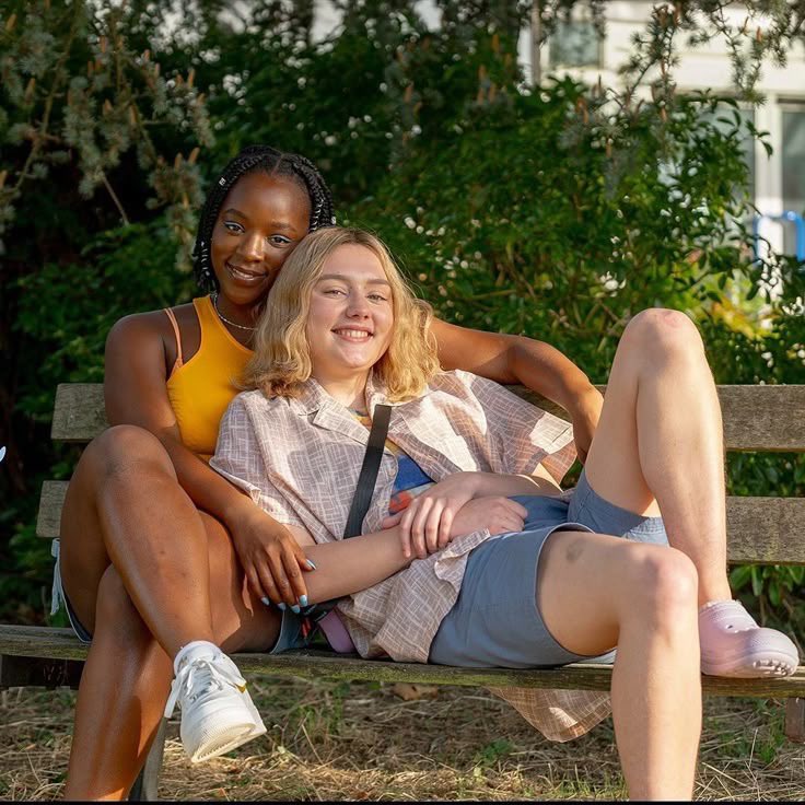 bianca 🪿🍂 tweet media