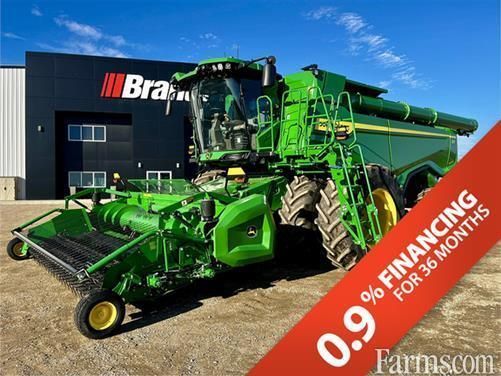 FarmsPrairies's tweet image. 2024 John Deere X9 1000 ⏬

Duals, ultimate cab package, ultimate suspension package, chopper, small grain combine type, and more, for sale at @Brandt_AG.

farms.com/used-farm-equi…

#Combine