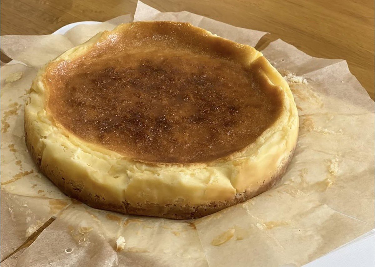 本日の #食りハ は
ベイクドチーズケーキ作り♪

材料を混ぜる、形を整える、焼き上がりを待つ、一つひとつの工程を皆さんが丁寧に取り組んでくださり、とっても美味しい
ベイクドチーズケーキが完成🙌

施設情報はこちら
▶️southmark.jp