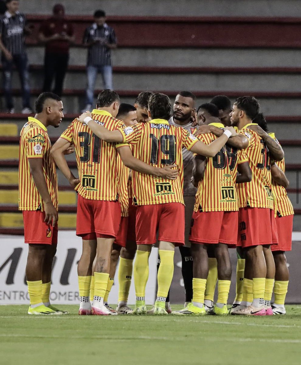 Carlos Marín tweet media