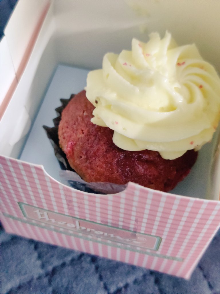 MuskaanNegi's tweet image. When you told your #bestie about your #FoodCraving for muffins but don't feel like going out..!!!😋❤️😊
#friendship #goals #love #life