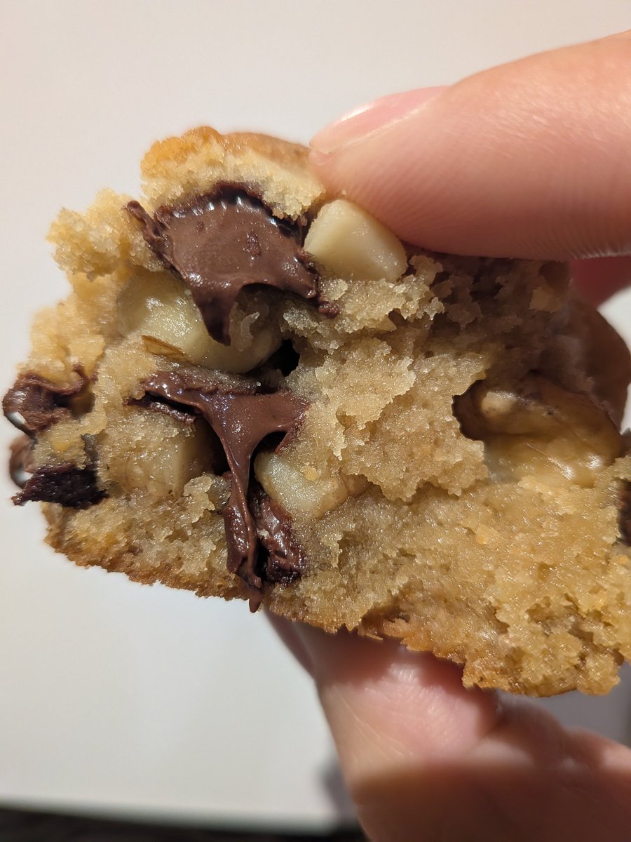 𝐧𝐲𝐦𝐩𝐡𝐢𝐞嘉嘉 tweet media