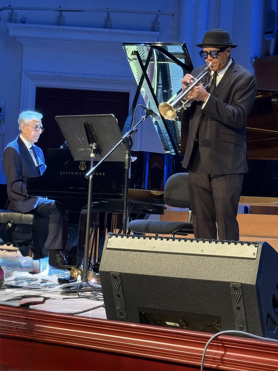 JohnnyBritt's tweet image. Armenia “You Are Beautiful”. Our Jazz for Peace concert was incredible last night here in Yerevan. The band was amazing. Thank you all so much. Can’t wait to come back to your beautiful country!!!
#jazz #youarebeautiful #youarebeautifulmovement #johnnybritt