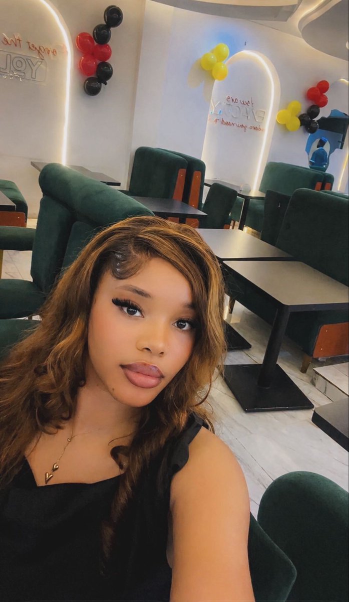 HER🦋🎀 tweet media