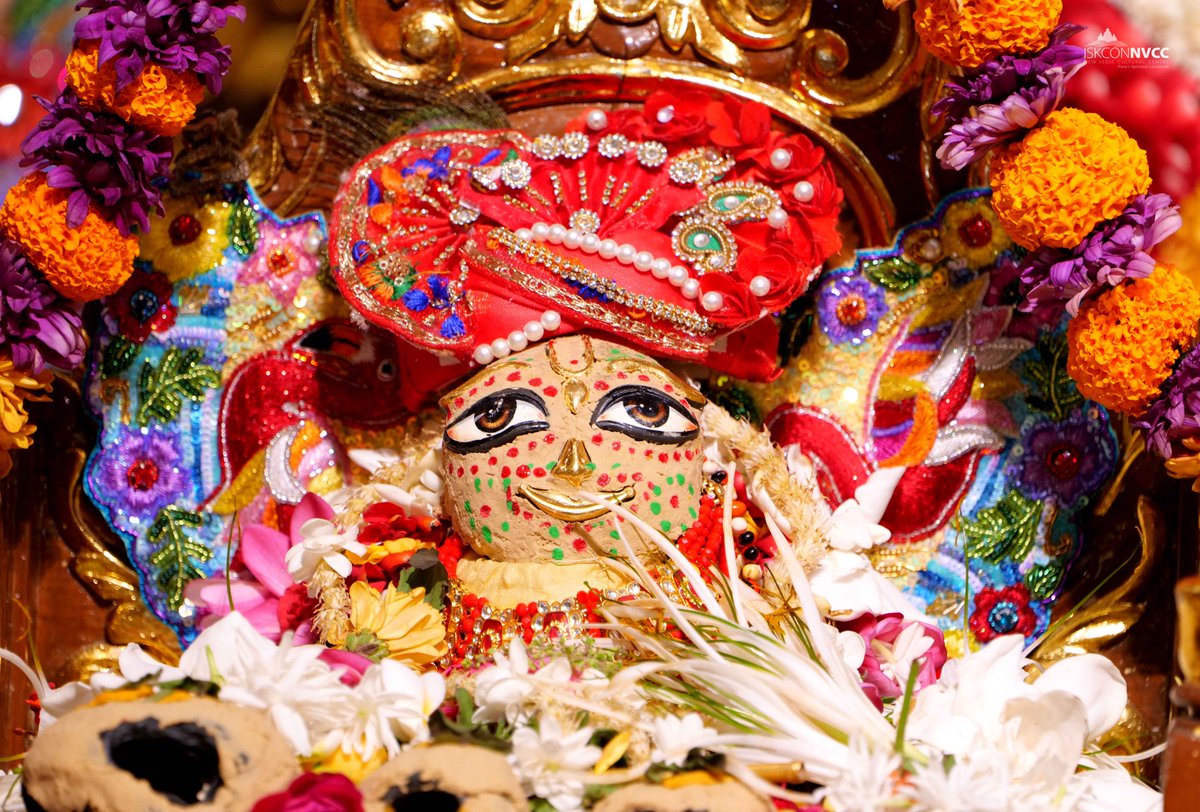 ISKCONPune's tweet image. 🌷 𝐂𝐡𝐚𝐧𝐝𝐚𝐧 𝐘𝐚𝐭𝐫𝐚 𝐒𝐩𝐞𝐜𝐢𝐚𝐥 𝐃𝐚𝐫𝐬𝐡𝐚𝐧 🌷
🌸𝐒𝐫𝐢 𝐒𝐫𝐢 𝐉𝐚𝐠𝐚𝐧𝐧𝐚𝐭𝐡 𝐁𝐚𝐥𝐝𝐞𝐯 𝐒𝐮𝐛𝐡𝐚𝐝𝐫𝐚🌸
🗓𝟐𝟔/𝟎𝟒/𝟐𝟎𝟐𝟔🙏 @𝐈𝐒𝐊𝐂𝐎𝐍𝐍𝐕𝐂𝐂𝐏𝐮𝐧𝐞
.
.
#ISKCON #ISKCONNVCC #ISKCONNVCCPune #ISKCONPune
#Chandanyatra #Chandanyatra2026 #Chandan
