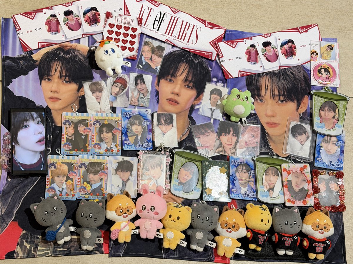 kangdaniel0701's tweet photo. HABADU BBY YENCE 💙
@boongihani @izamemoir @youngonedan @sugar_jewelzzz @JL_UniL @hanwooniverse @hannie_jb #Kitkit
#ACEofHearts
#JAYppyLAWRENCEDay
#AtTheBay
#FanNightsAtAMManilaBay https://t.co/AoTv4I8HZm