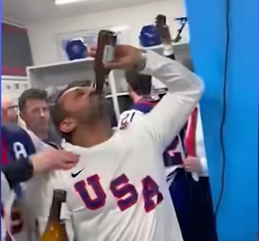 James Vader tweet media