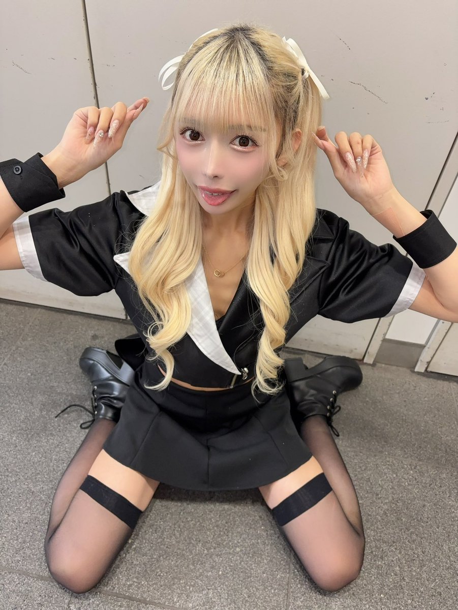 月神れなち(スーパーオーバー) tweet media