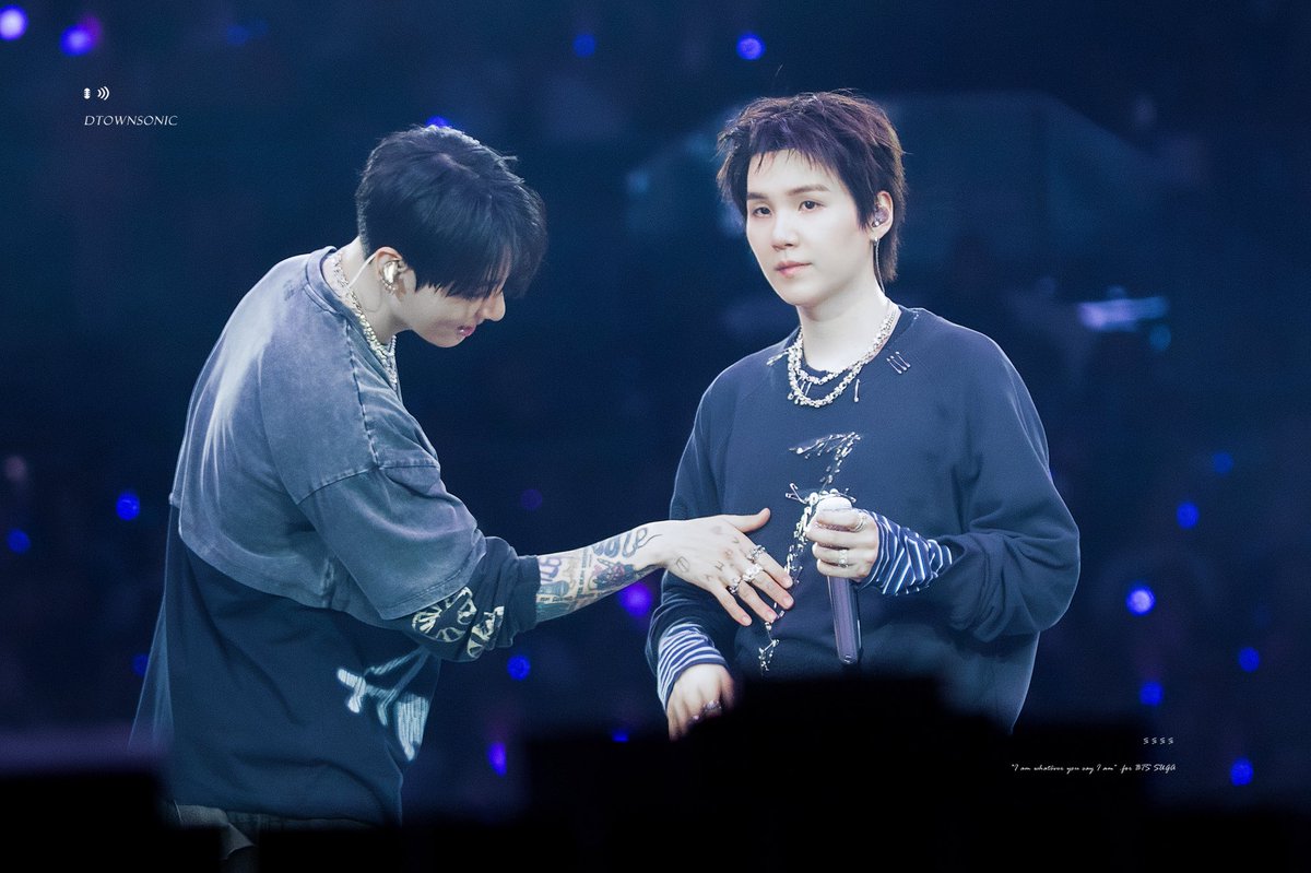 dtownsonic_suga's tweet image. #SUGA #슈가 #BTS #방탄소년단  
#민윤기 #AgustD 
260425
@BTS_twt