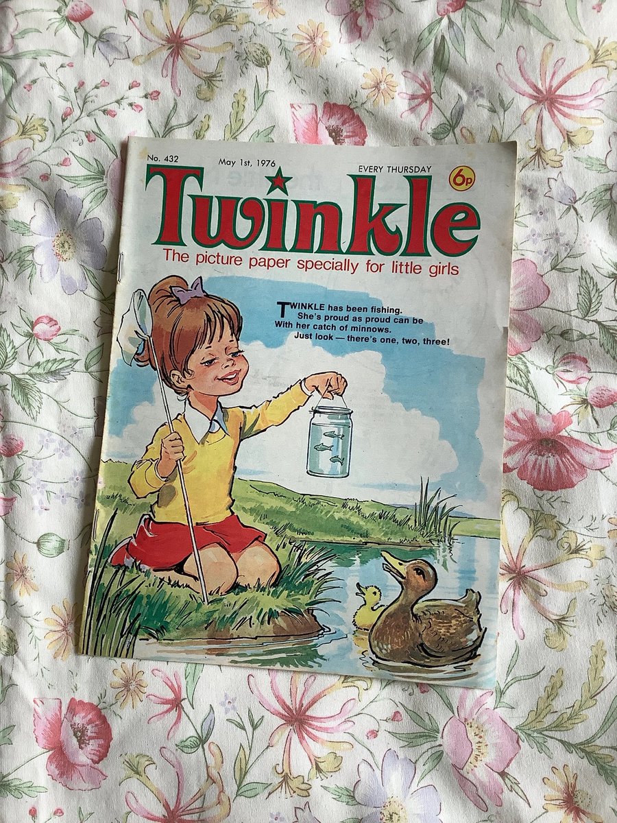 WatsonsVintage's tweet image. A Fun 50th Birthday #giftforher Rare Vintage From May 1st, 1976 'Twinkle' Comic - Comic Strip Stories  - Collectable - Childhood Nostalgia - Fun, Unusual 50th Birthday Gift etsy.me/4eH2Sia via @Etsy #VintageComics #Twinkle #1976Gift #MayBirthday #70snostalgia #PaperDoll
