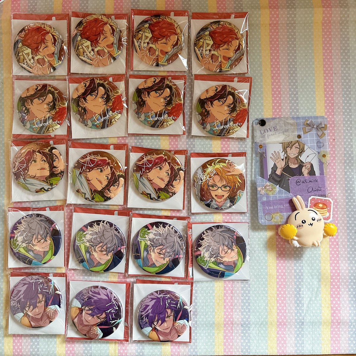 a5_milk's tweet photo. 【交換募集】
あんスタ 10周年 CANBA 缶バッジ グループA

꒰ 譲 ꒱ スバル 真緒 北斗 真 アドニス 晃牙 

꒰ 求 ꒱  零 薫 (∞)/  敬人 紅郎  藍良 (各1)  or 定価+送料

譲渡はキャラごとのみ。
別箱との交換で申し訳ございません。
検索からもお気軽にお声掛けください
よろしくお願いいたします https://t.co/FXhn6lvp25