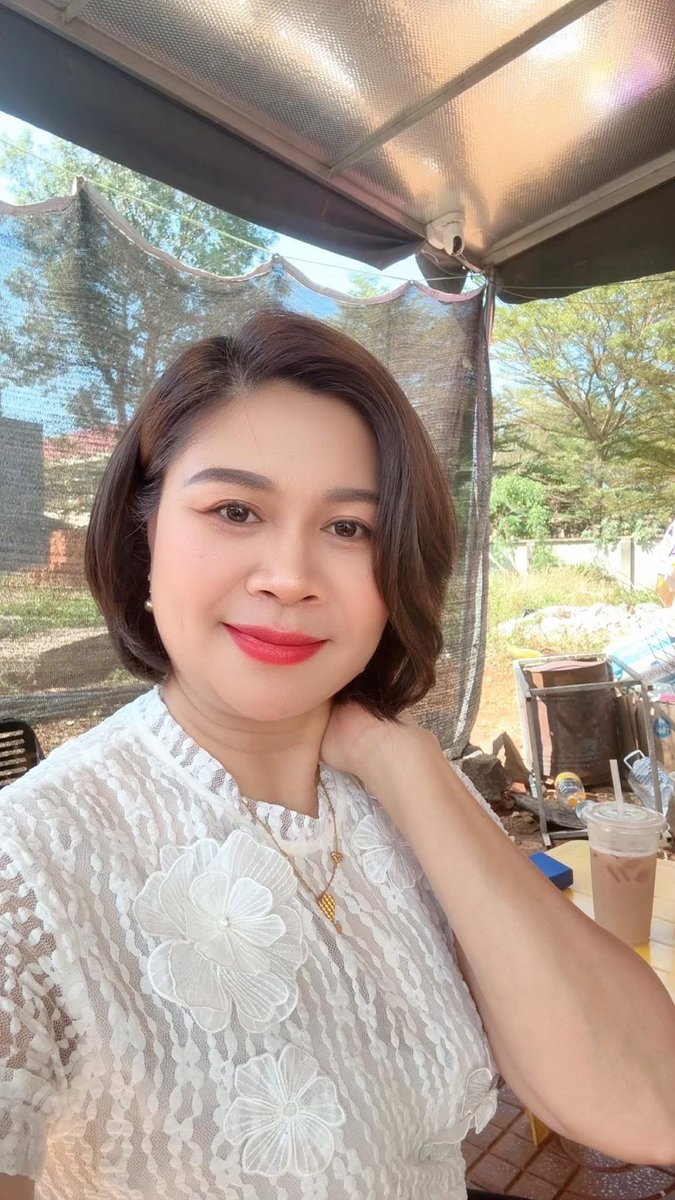 Minh Thùy tweet media