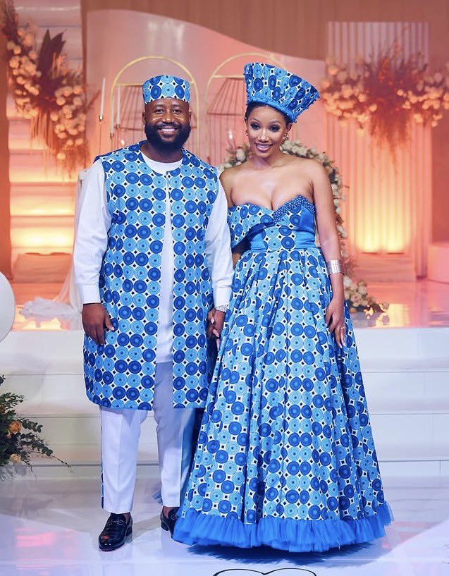 YourBoiShu_'s tweet image. Cassper Nyovest and his wife 

Then                                   vs    Now