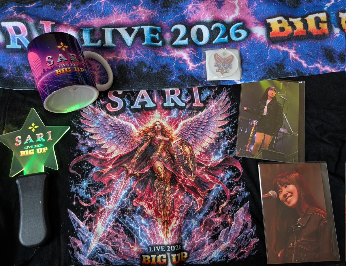 4mGPT4EPAZ7H3bc's tweet photo. −−−SARI LIVE 2026 BIG UP−−−−
​
SARIさん🎙️ZESTの皆様🎸Momoさん🎤
最高の感動と時間をありがとう✨️
​
アレ？😳 「揺れる想い」じゃないの？　
冒頭からガラリと空気が変わった

​いつもと違う始まりに、心の準備を整える間もなくブチ抜かれ続ける💘
まさに攻めのセットリスト

​研ぎ澄まされた生演奏に、坂井泉水さんの魂を引き継いだSARIさんの響き渡る歌声。
それは『令和のZARD』誕生という、歴史的瞬間の目撃でした

「負けないで」​や「マイフレンド」などの定番曲をあえて使わず、ある意味裏切られた、そして進化した
SARI×ZESTの伝説ライブ
​
まだ観れていない方、この衝撃を是非
アーカイブ配信は５月１日23時59分まで🔽
https://t.co/yGMiv8UBQW
​
今までとは違う、進化したSARI LIVEを体感してください🤗

​#SARI #ZARD #BIGUP