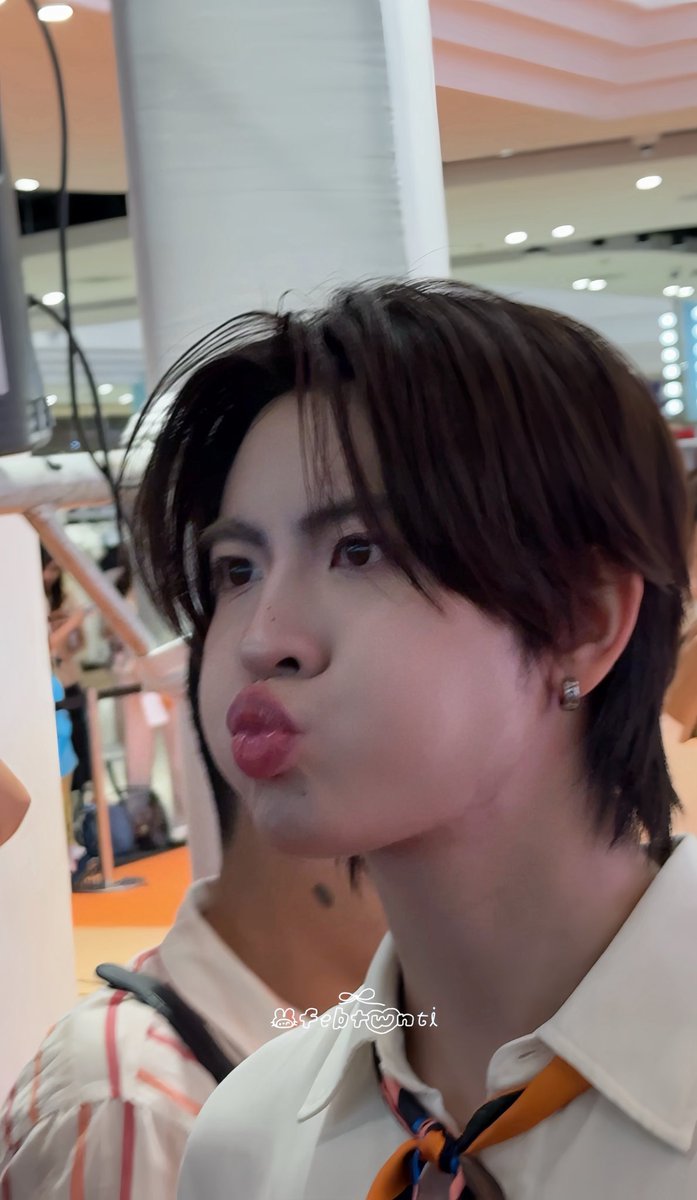 𝒘𝒊𝒕𝒉 𝒍𝒐𝒗𝒆₊♡ tweet media