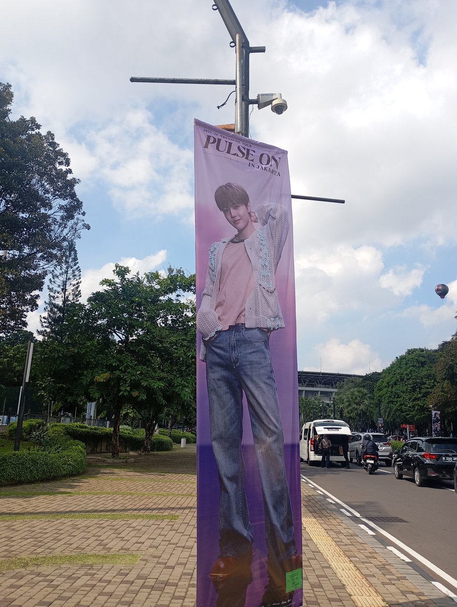 maisun234's tweet photo. Haii teumee aku bagi² freebies nya jam 10 yaa di banner doyoung ini https://t.co/BqbVB9NcGf