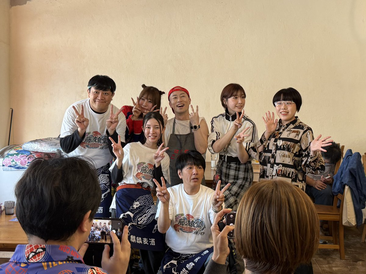 kuronuko1225's tweet image. 本日こちら観劇させていただきました！
たーーーのしかったぁ！！
お店の外まで上手く活用してらして、感嘆です。

りんこさんとも11年振りの再会で嬉しすぎました。
いつ見たってほんとに麗しい大好き😭
そして成さんはほんとにブレない大好き🤣

皆様朝から元気をありがとうでした！！
#TAP #川本成