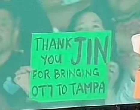 for_seokjin1992's tweet photo. #JIN said he would come back, and Tampa remembered ♥️ #ARMYRANG https://t.co/Ji2hoRNbsY