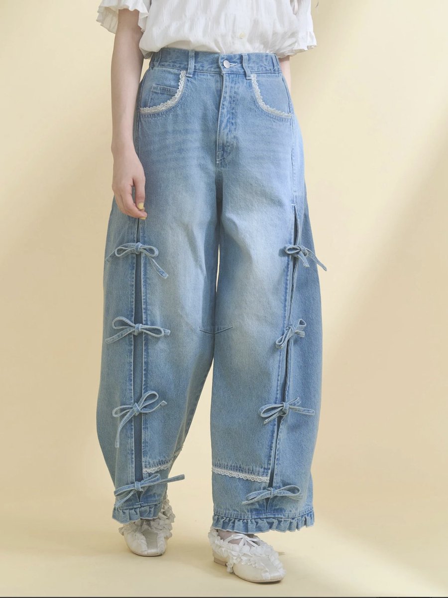 ▷再入荷アイテム バレルレッグリボンデニムパンツ ブルー/グレー