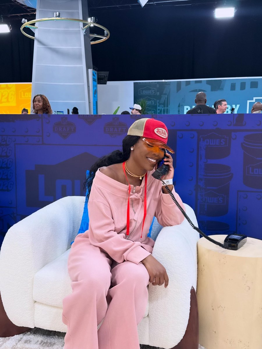 C2 the Coach tweet media