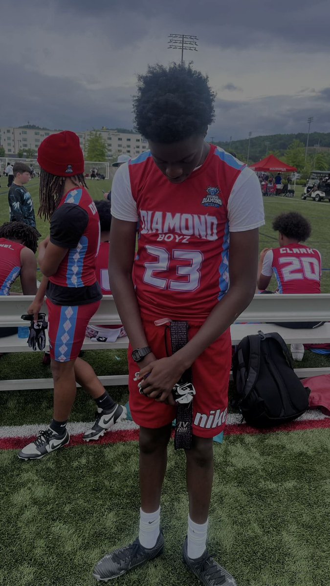 MartaeviusD1's tweet photo. @CoachCamMurray @SW_Gryphons_FB @PrepRedzone 
@PrepRedzoneAR 
Day 1 at @PrepRedzone Nationals today! Feeling Great💯

@EarlGill10 @coltonedwardsFB https://t.co/VguSXjO2tX