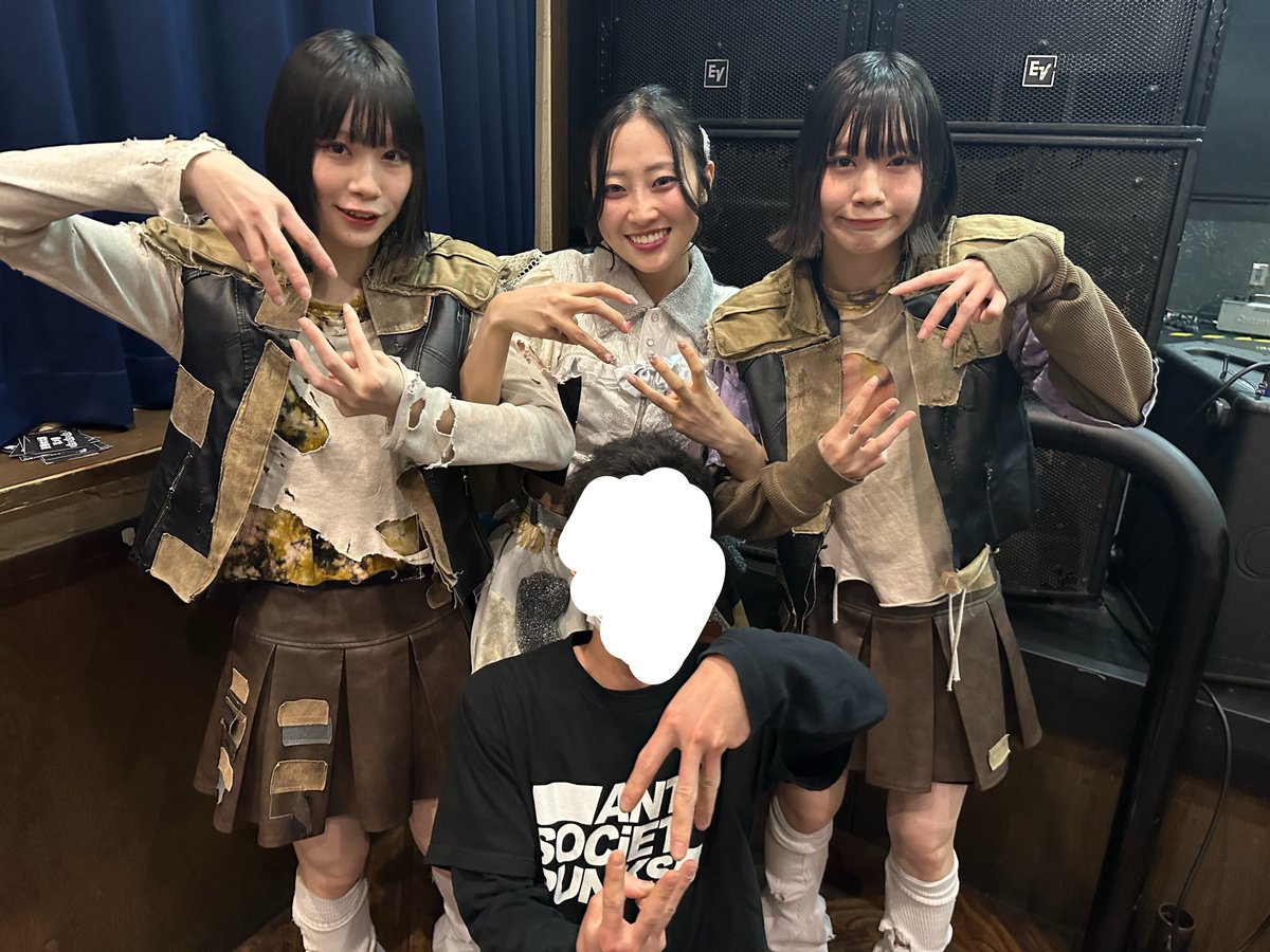 も じゃ tweet media