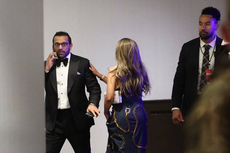 merrygate tweet media