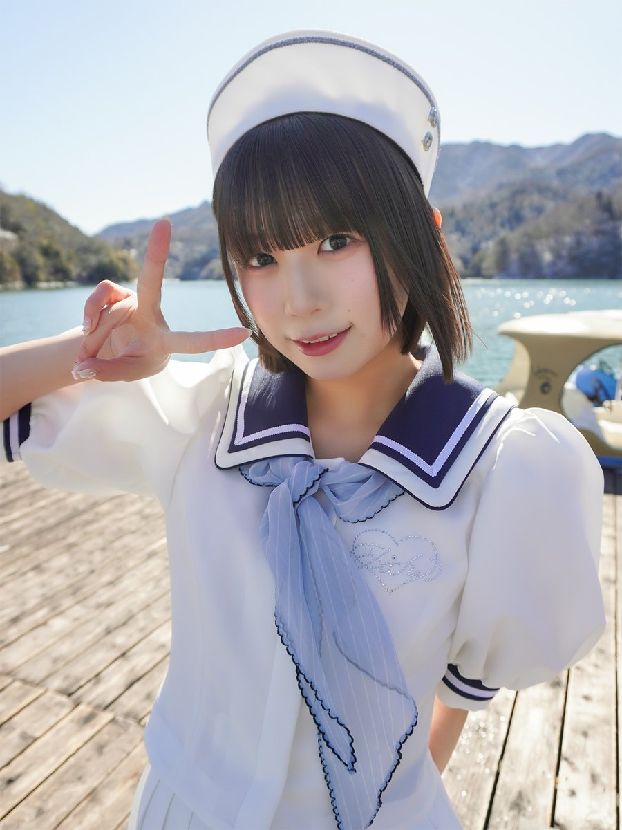📷職員だより📷

「えび♡バディLOVE」オフショット～柚乃～更新!!
fc.shiritsuebichu.jp/sitenews_det.p…

💗ファンクラブ新規入会
shiritsuebichu.jp/official/pc/fa…

🌻「FAMIEN 2026」🎟️ファンクラブ先行本日まで！！！
shiritsuebichu.jp/official/pc/ne…