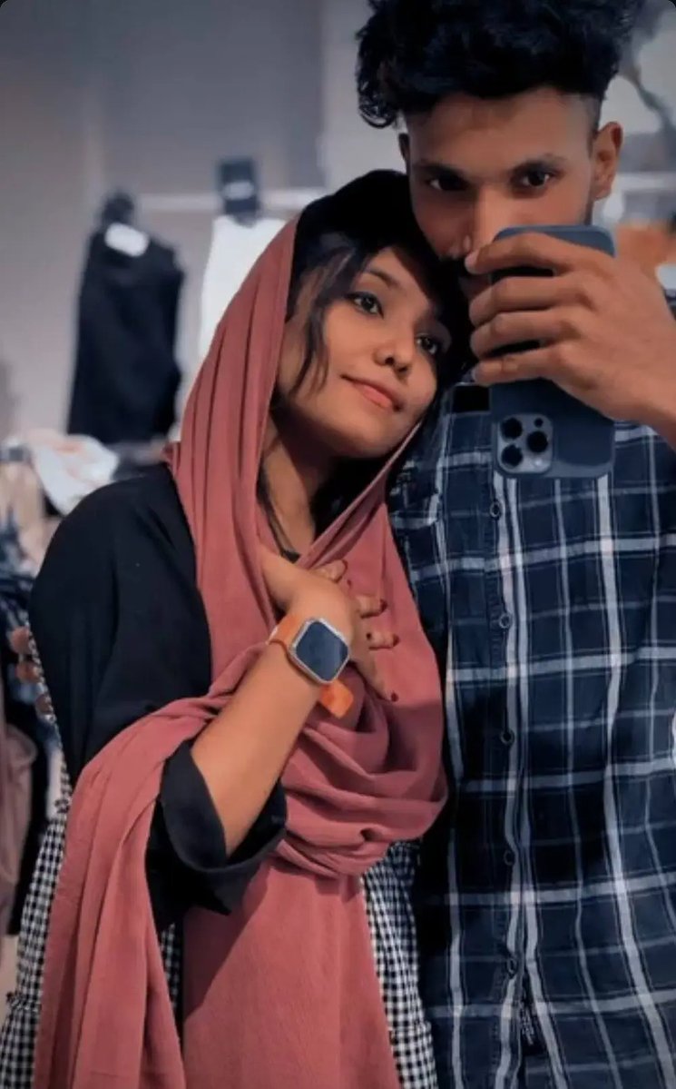 suryaka96102572's tweet image. 97: Salath Sheikh with Niranjan Nakhate** 🌹✨
98: Fauzia with Sachin** 👩‍❤️‍👨💖
99: Neha with Bijendra** 💫👫
100: Pathuz with Abhishek** 🔥📸

Every story is unique, and every choice deserves respect! 🙌💖
#LifeChoices #LoveStories #RelationshipGoals