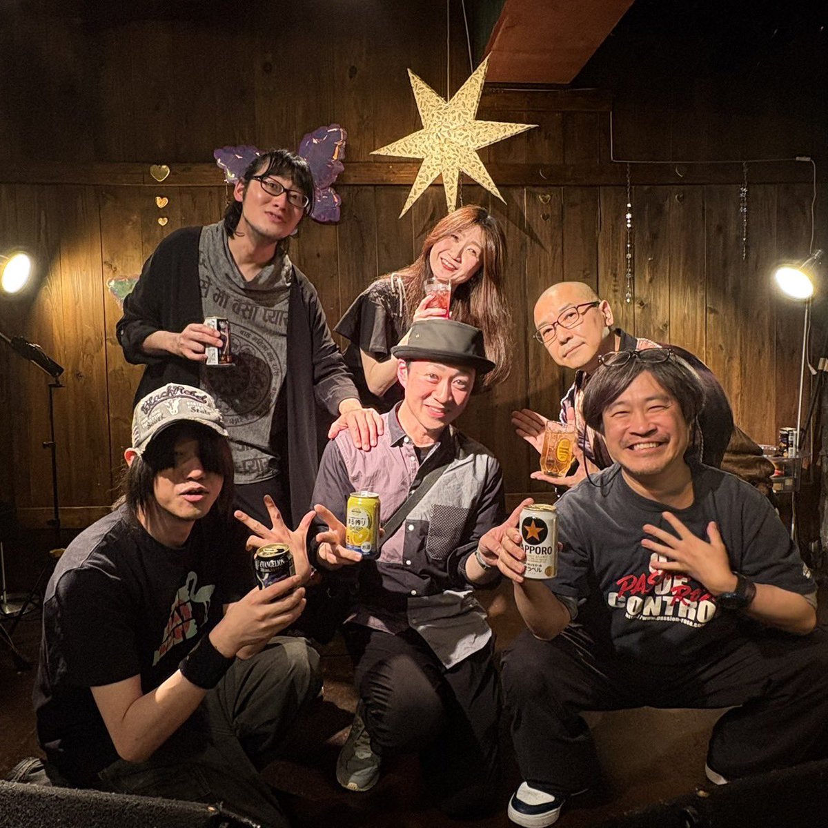 AKI_song_'s tweet image. 昨日は(も)呑んだ。そして皆様最高でしたー！！
@aki_ayacassi @AyameRYO @toshi12notes @naoki_gulliver @t_issei @dotdot_akitainu 
#booze