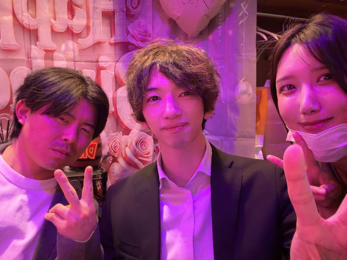 riry_u_sta's tweet photo. める生誕〜🤍
久しぶりに皆に会えて楽しかった🤍
ダウンタイム中で酒飲めへんくてほんまにしんだ🥵ダウンタイム終わったら皆飲もなぁ😭 https://t.co/SBVut1MpWp