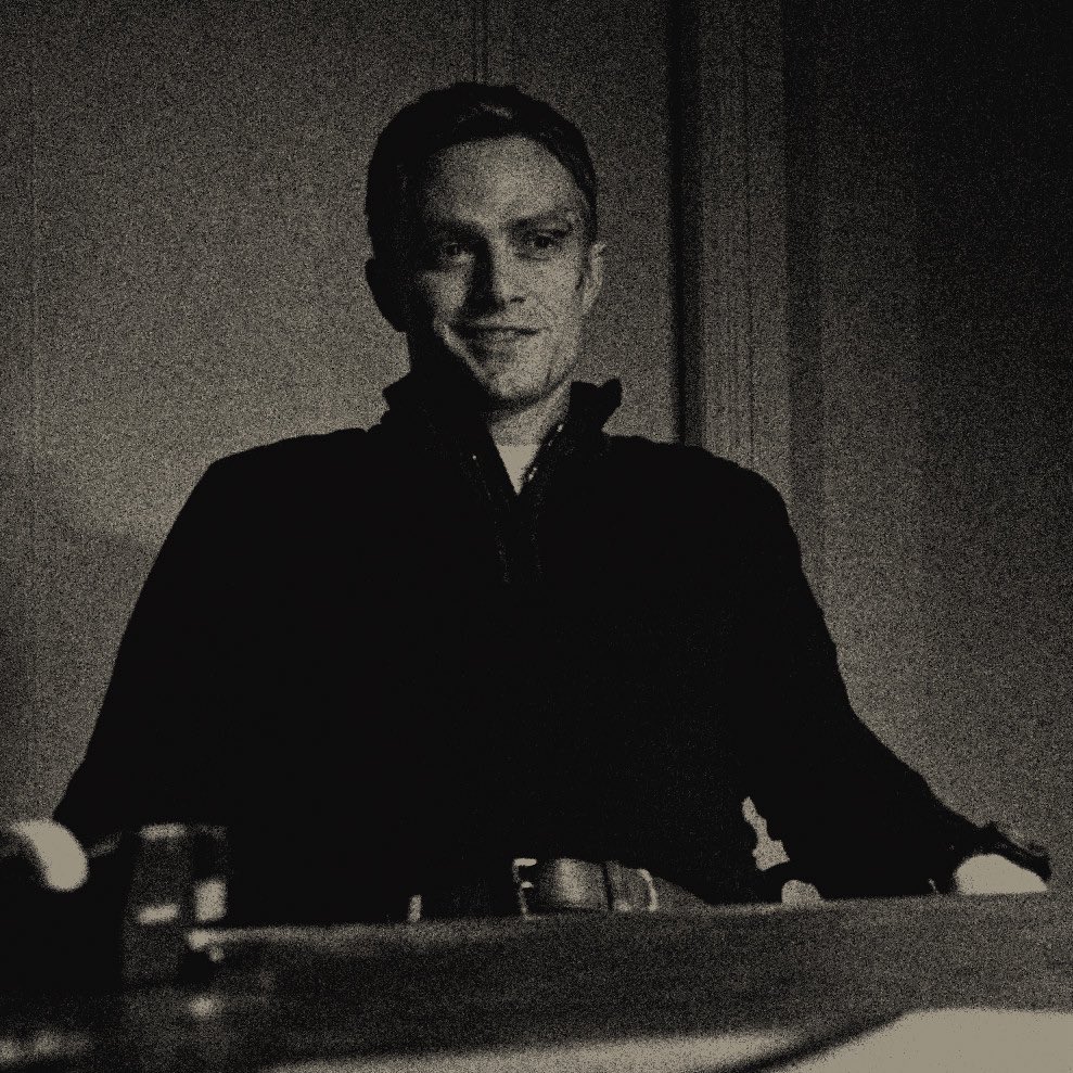 ﹑ ‍ ៶៸﹒ ‍ * 𝓋ervain 𝚁𝙴𝙰𝙿𝙴𝚁, tweet media