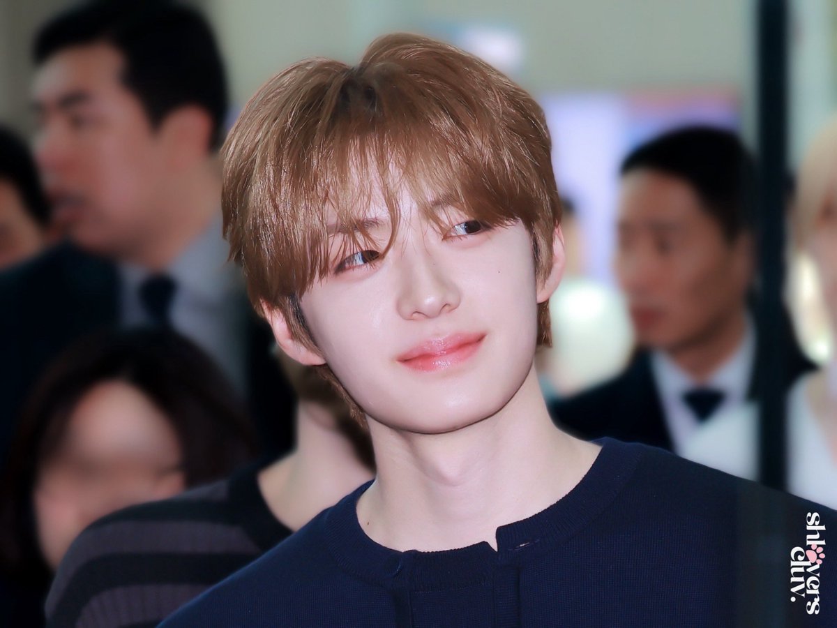 shu .･ tweet media