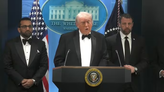 IndiaToday's tweet image. Donald Trump says suspect at correspondents' dinner shooting had multiple weapons
Read in detail: intdy.in/qso7p9
#UnitedStates #DonaldTrump
