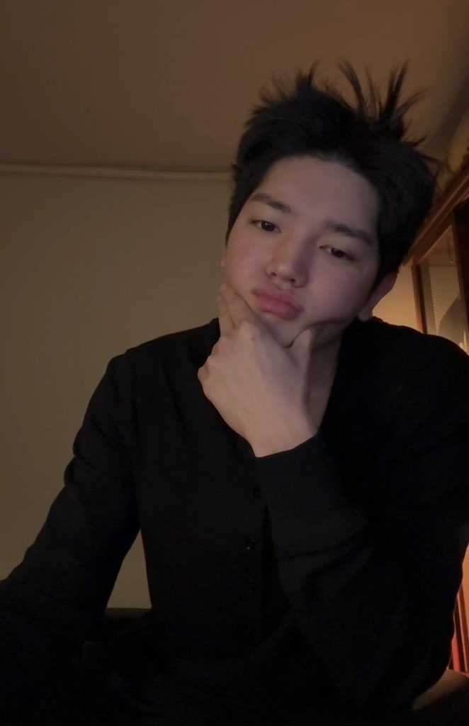 𝑻𝑨𝑵 tweet media