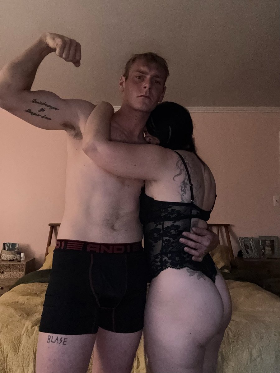 Mami and Papi tweet media