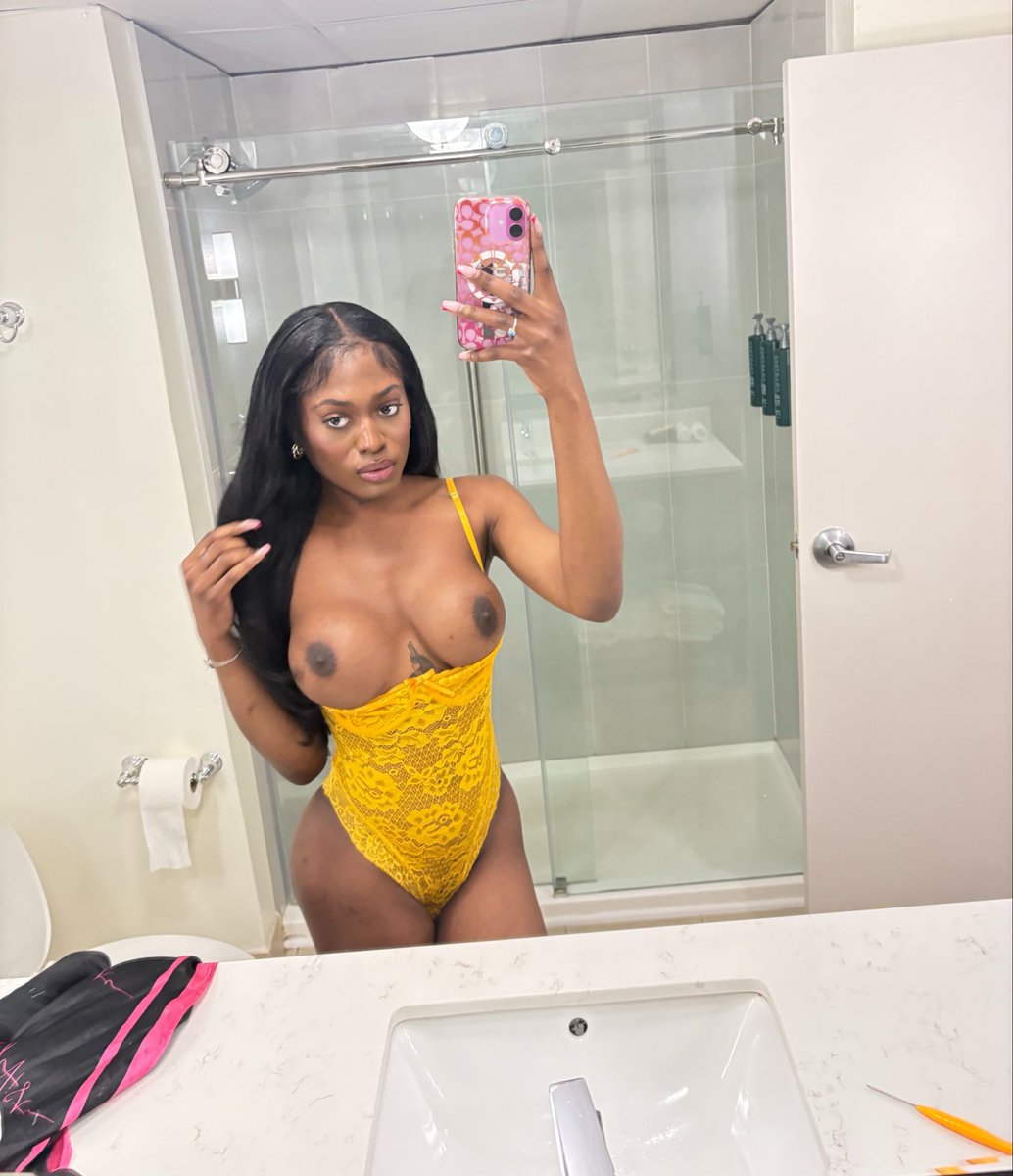 BAD GIRL tweet media