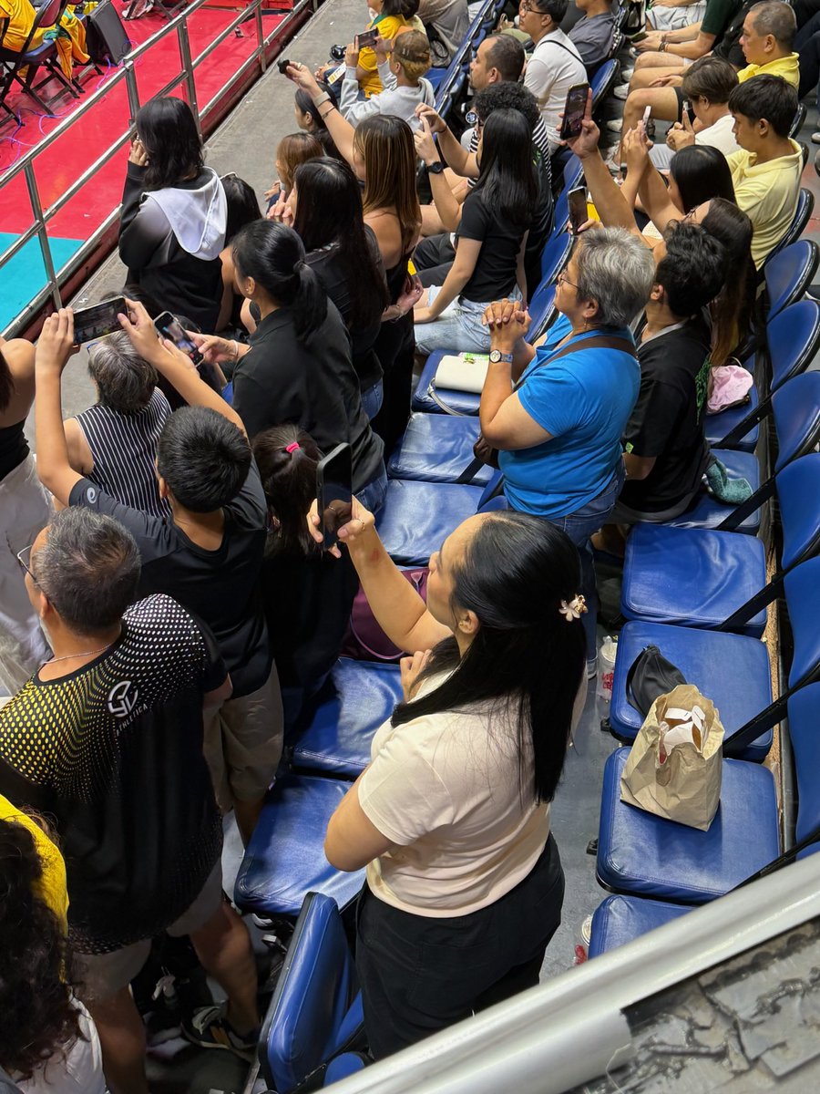 Nang Aiza, ever-supportive and consistently present at the games. 💛