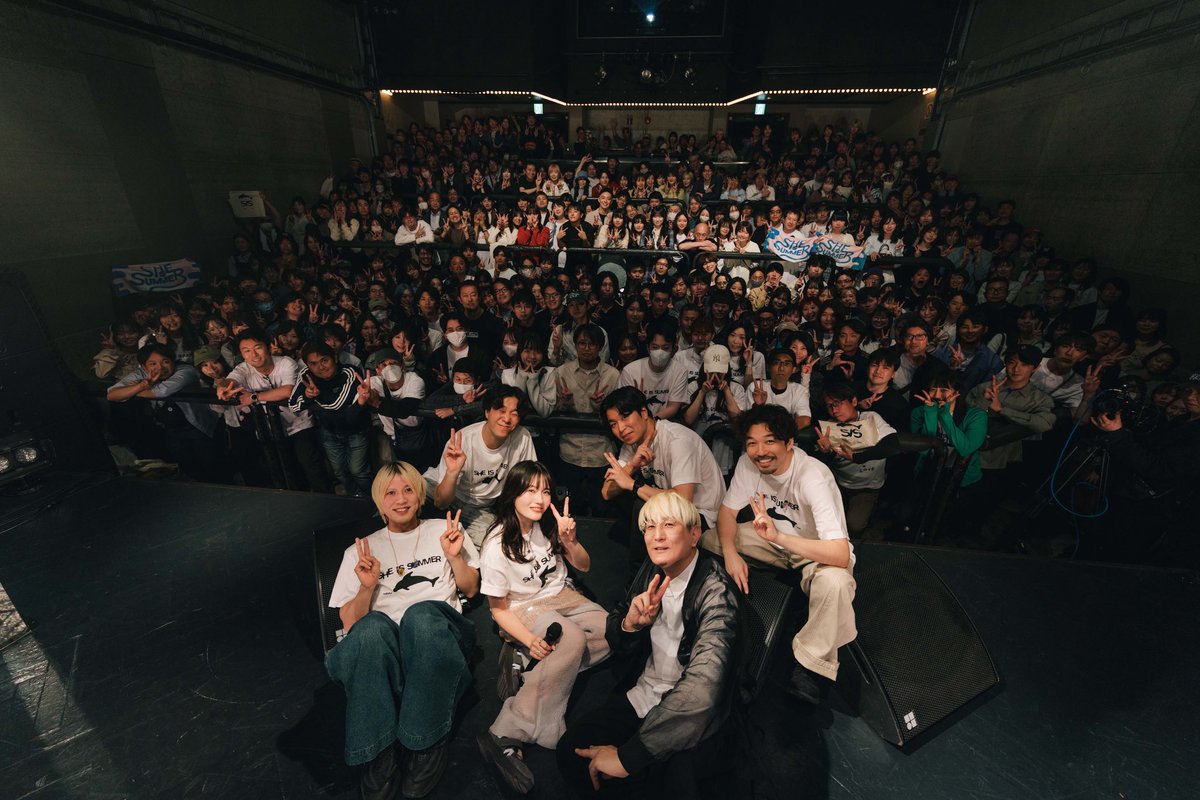 mico_sis's tweet photo. 集合写真♡ https://t.co/aR7yun9eDB