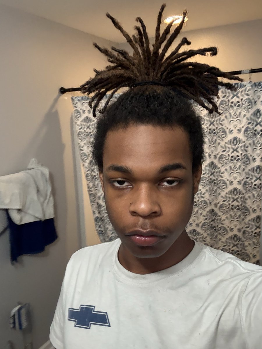 tytostupid's tweet photo. Im still here 
#stillalive #locs #alone https://t.co/kcJiXwTD4x