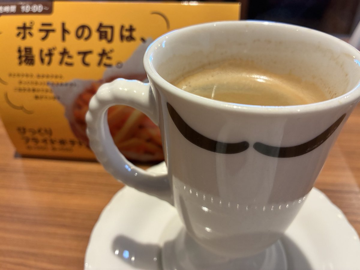 びっくりドンキーがどんどんで本当🎶

シナモンロールはパンみ強かった！
シナモン美味しい✨️

腹パンすぎw